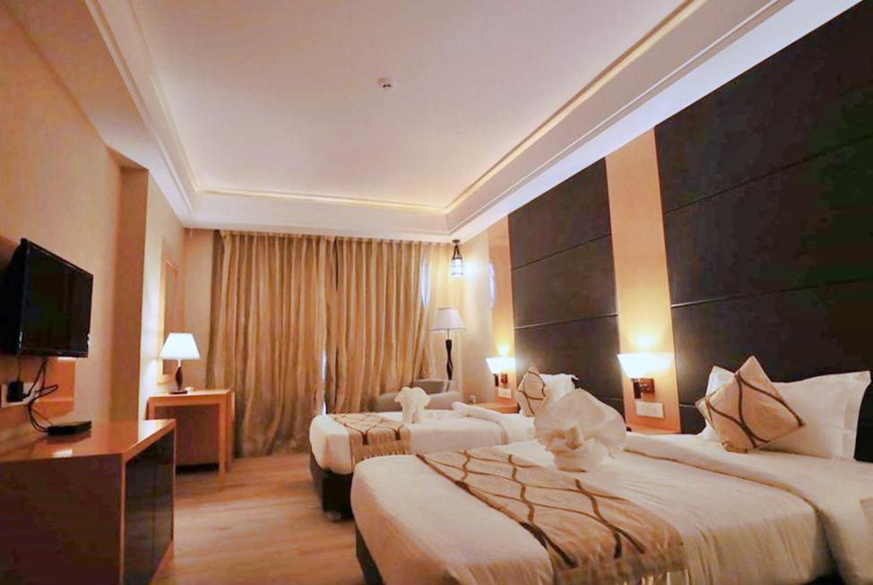 Bindiram Express By Shrigo Hotels Sitapur Muafi Екстер'єр фото